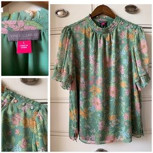 Vince Camuto High Neck Puff Sleeve Blouse Size Large. NWOT